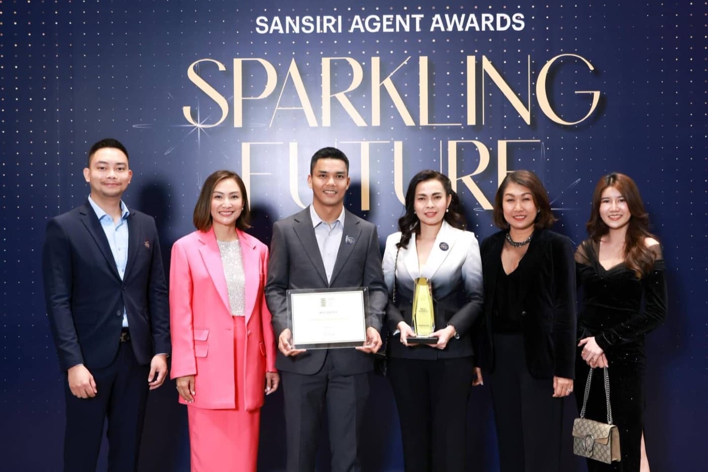 ทีม Property Hero ในงาน Sansiri Agent Awards